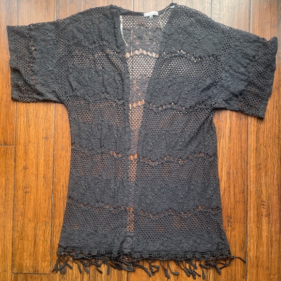 Charlotte Russe Vintage Lace Open Knit Kimono - Picture 2 of 5